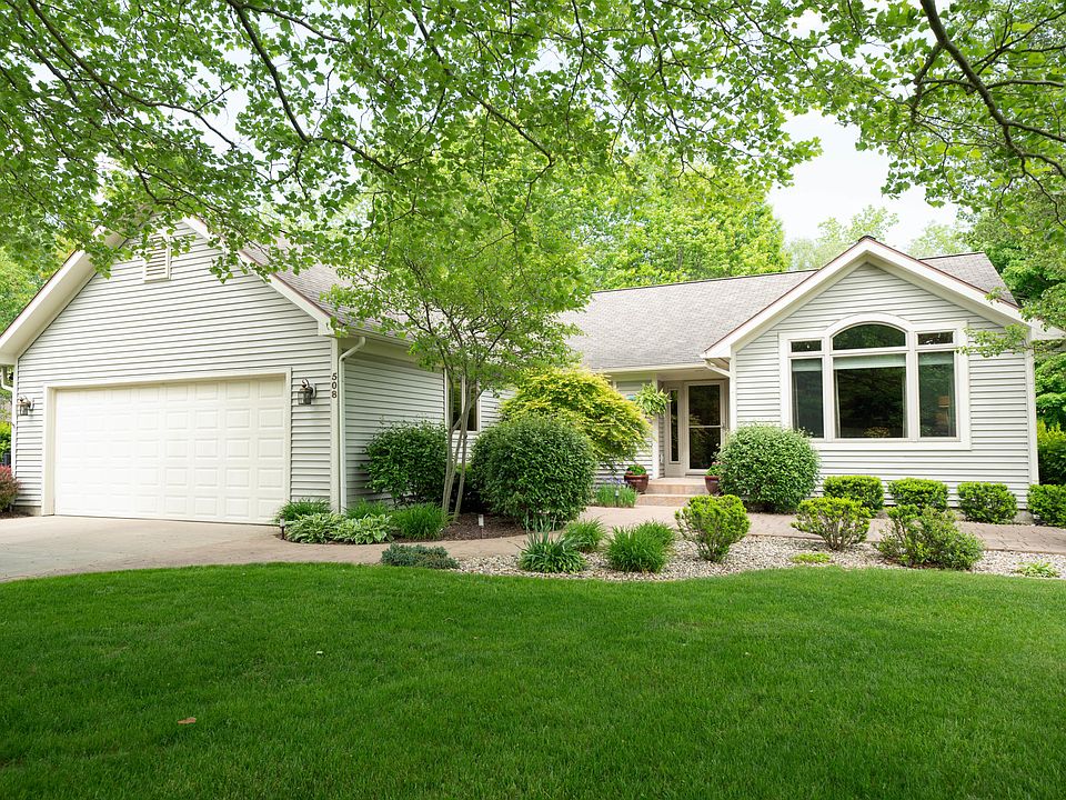 1st image of 508 Lena Dr