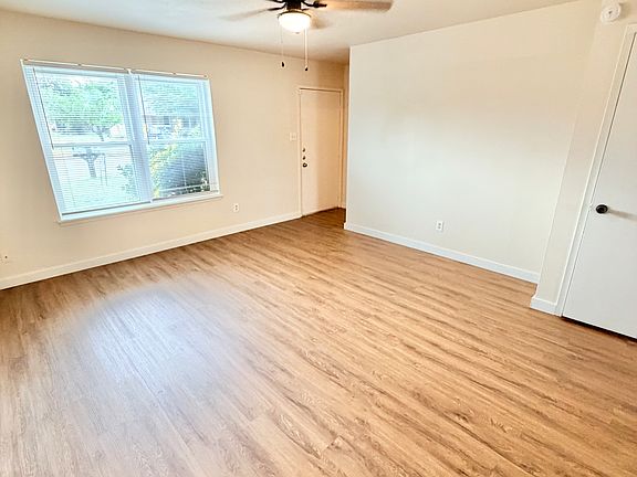 2nd image of 449 SW Thomas St APT B