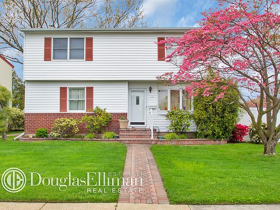2nd image of 56 Nassau Ave