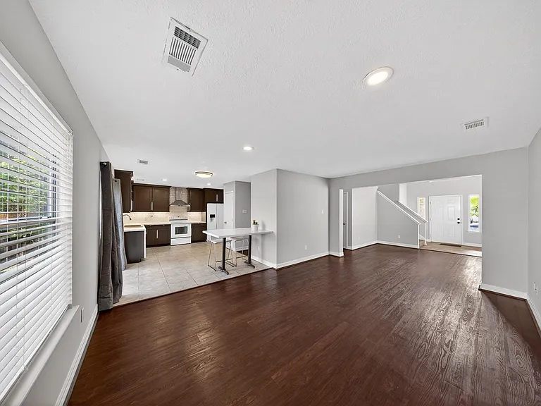 7243 River Pines Dr — Photo 5