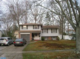 257 Winding Way Rd, Stratford, NJ 08084