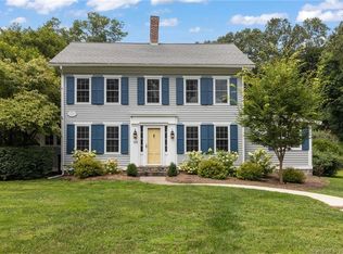 123 Main St, Ivoryton, CT 06442