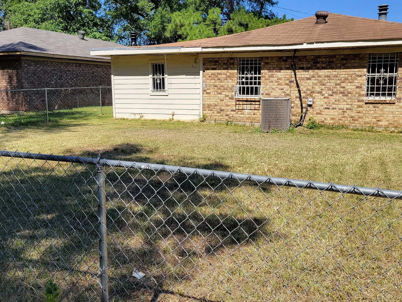 3136 Seminole Drive - 1 — Photo 2