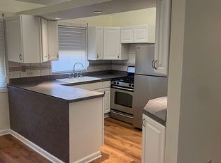 156 W 156th St, Harvey, IL 60426