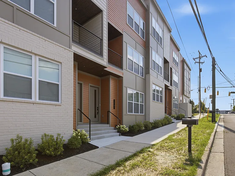 3963 Clifton Ave — Photo 37