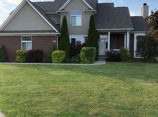8312 Deer Creek Ct, Grand Blanc, MI 48439