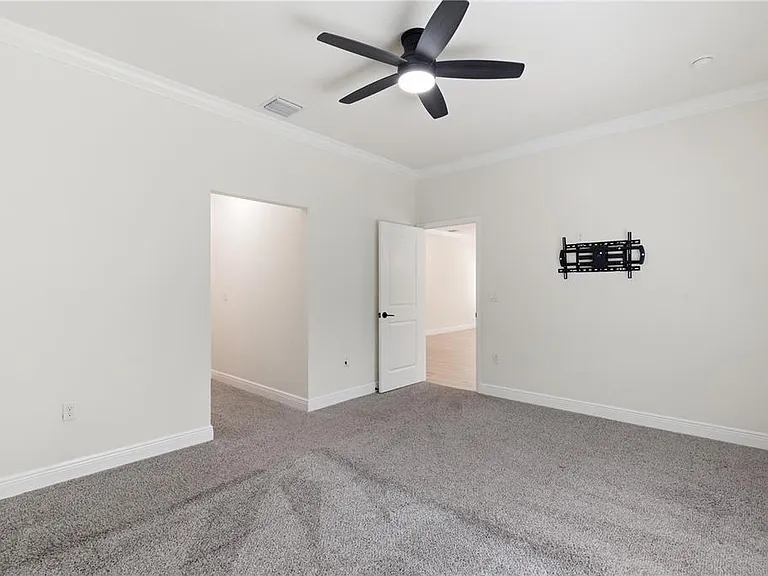 3944 Watson Dr — Photo 31