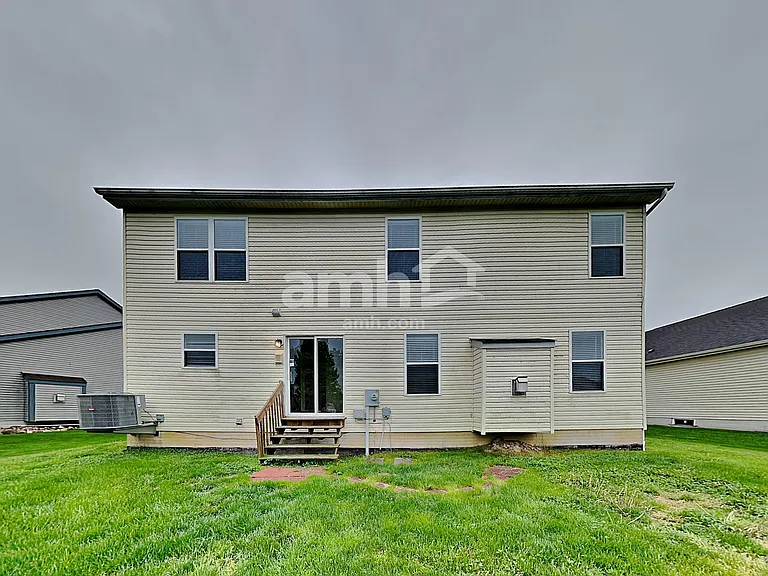 452 Crestmoore Dr — Photo 25