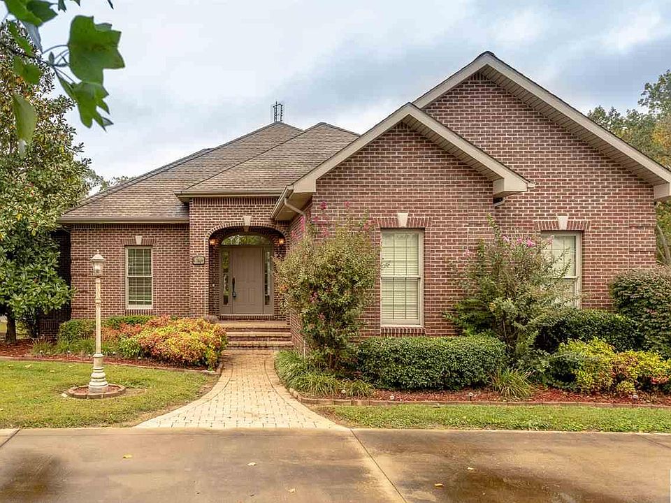 1st image of 371 Eagle Lake Dr