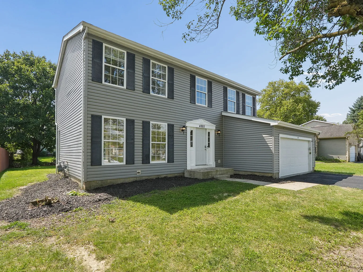 4 bed, 2.5 bath, 2000 sqft, $2,950 — Photo 4