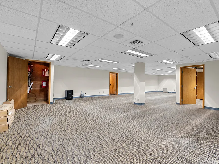 214 S Main St #D — Photo 22