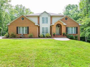 105 Fox Meadows Rd, Bedford, VA 24503