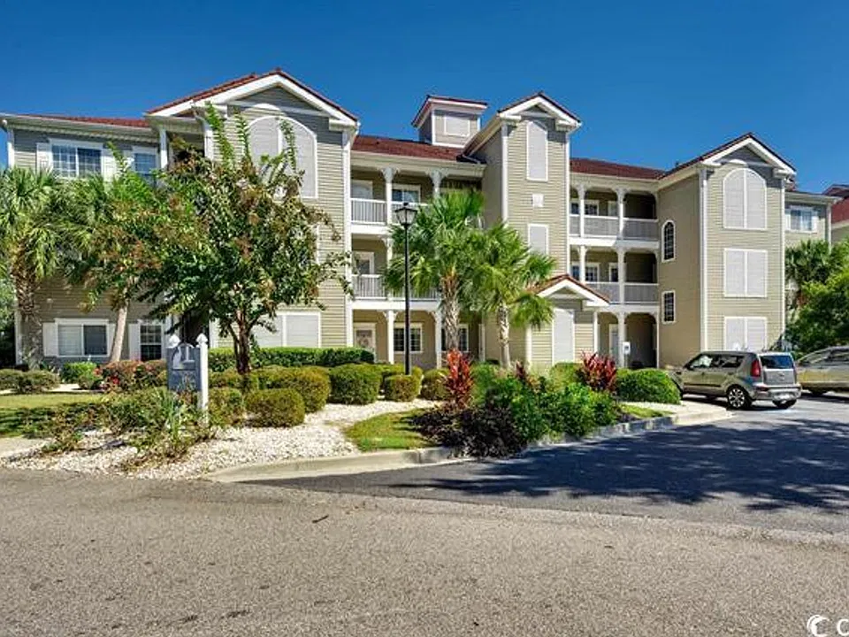 4215 Coquina Harbour Dr #D14