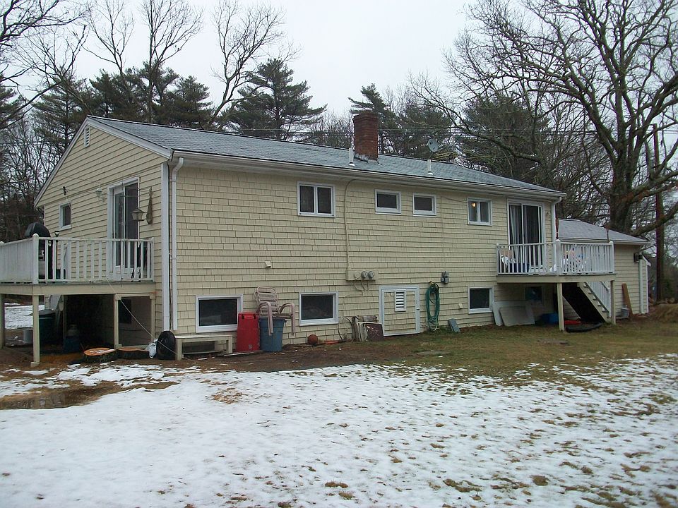 2nd image of 377 Fisher Rd
