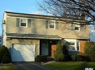 73 Ohio Ave, Massapequa, NY 11758