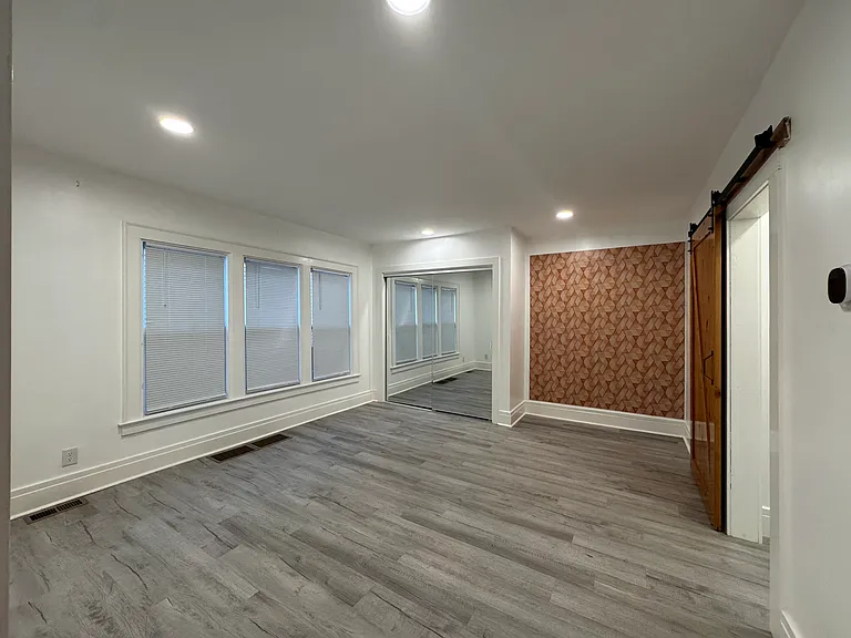 140 S Collingwood Ave #142 — Photo 8