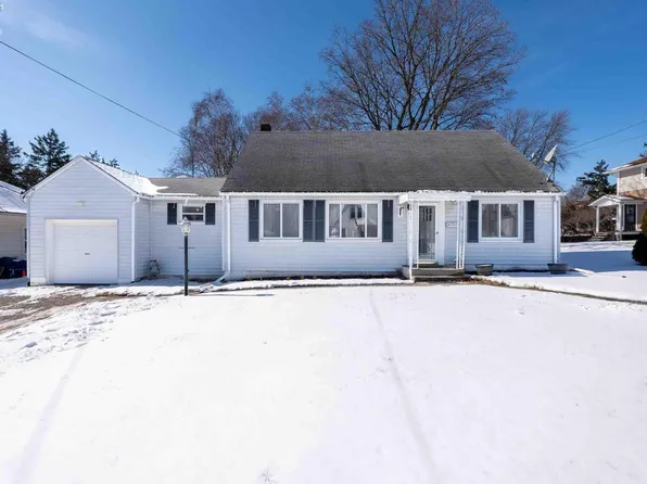 141 Mechanic St, Clyde, OH 43410