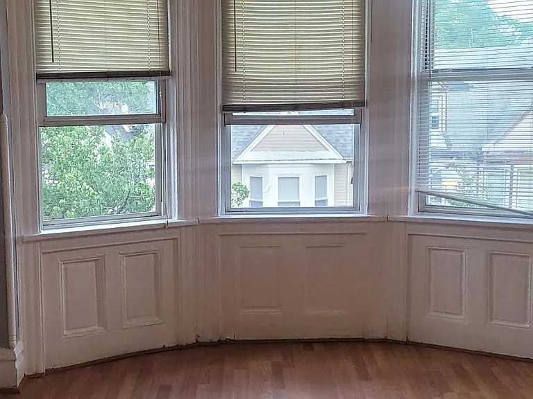 261 S 8th St #1 — Photo 7