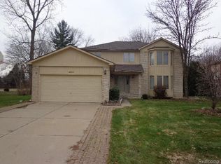 4023 Shadrock Dr #2, Troy, MI 48085