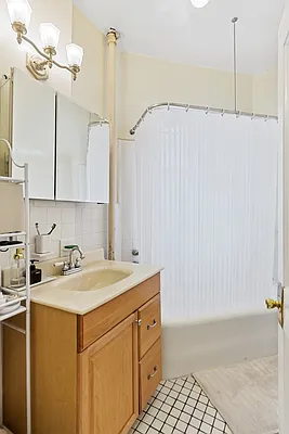 Rented by Corcoran | media 19