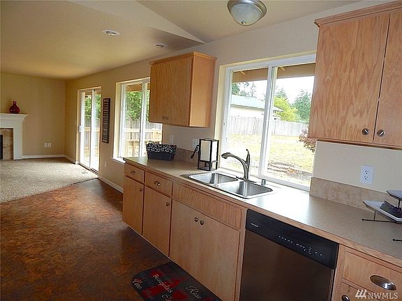 5th image of 24815 54th Avenue Ct E