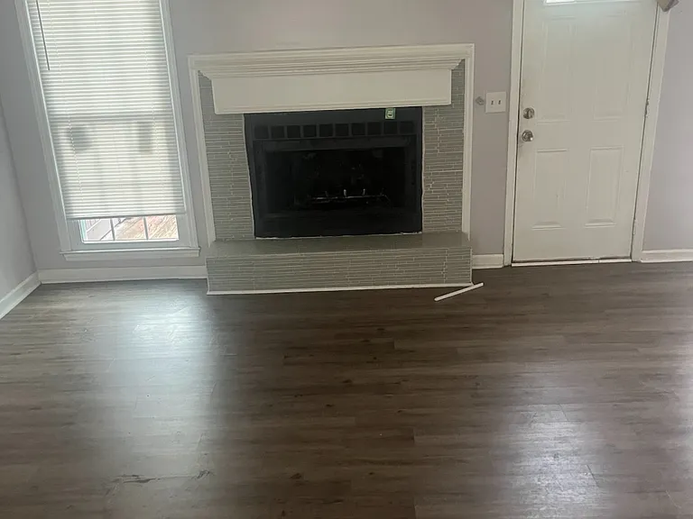 3001 Lansing Ave — Photo 2