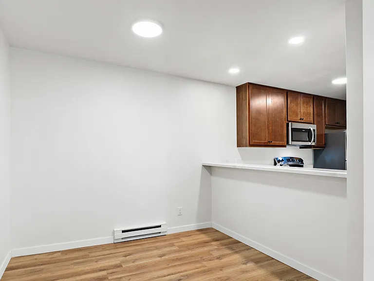 493 S Perry Pkwy — Photo 11