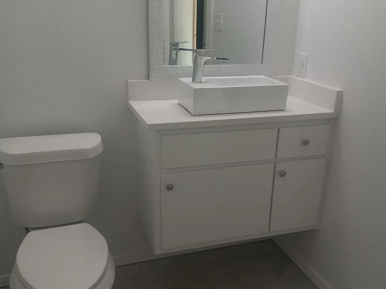 221 San Angelo Ave #A — Photo 5
