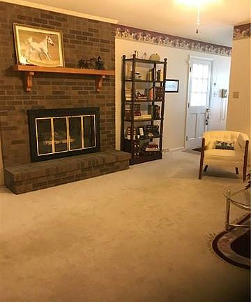5th image of 416 Candlewick Dr