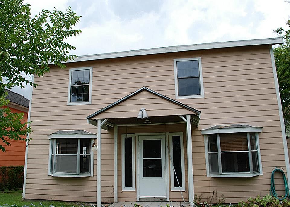 1st image of 4912 Avenue O 1/2