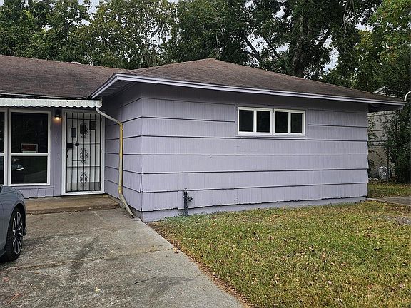 2nd image of 5703 Belneath St