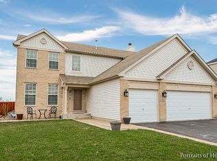 811 Parkside Ln, Yorkville, IL