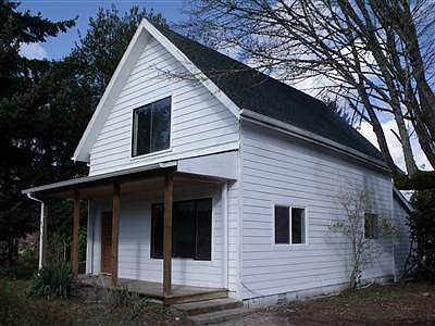 1st image of 516 Ensley Ln SE