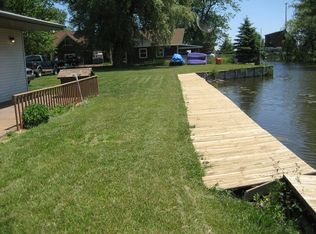 5489 S Isle Dr, Standish, MI 48658