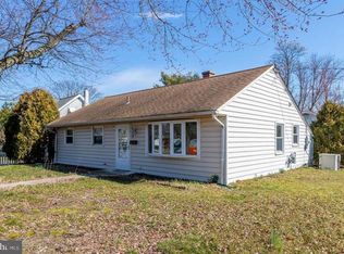 9 N New St, Clayton, NJ 08312