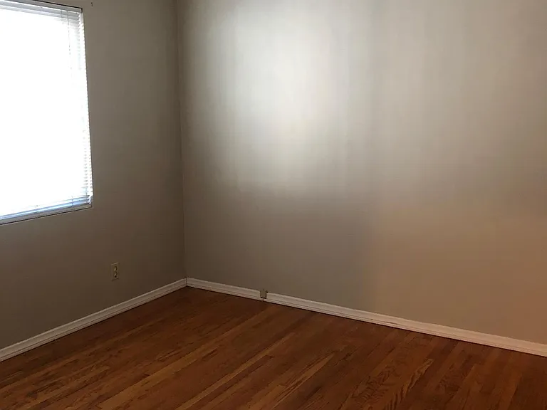 3017 E 3rd St #2 — Photo 6