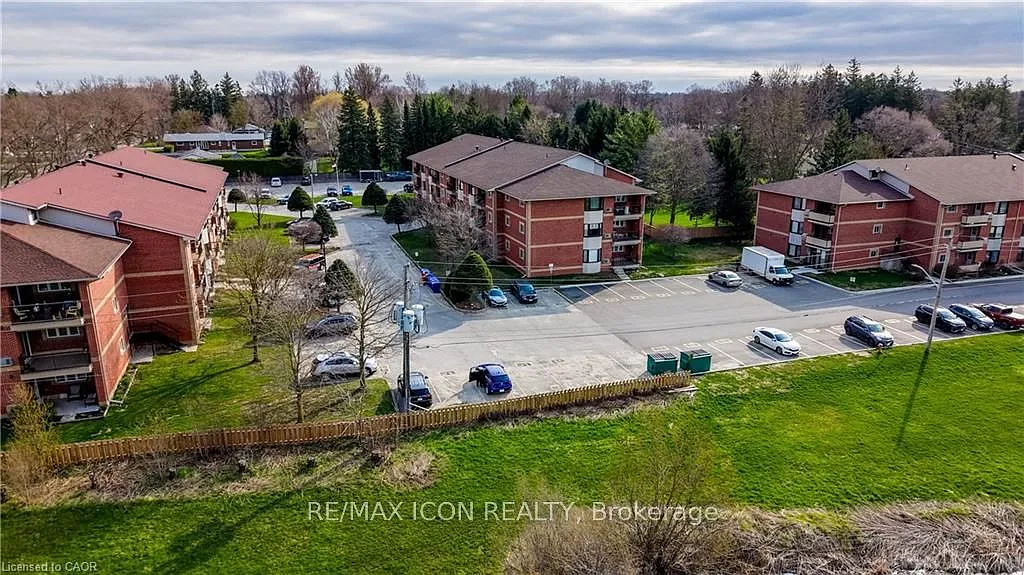 2 bed, $2,000 — Photo 4