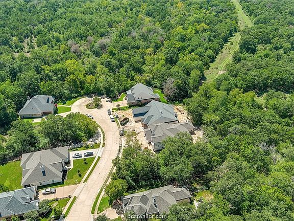 5th image of 3403 Chinquapin (pvt) Ct