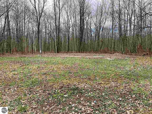 3rd image of 0 Lakeside Blvd