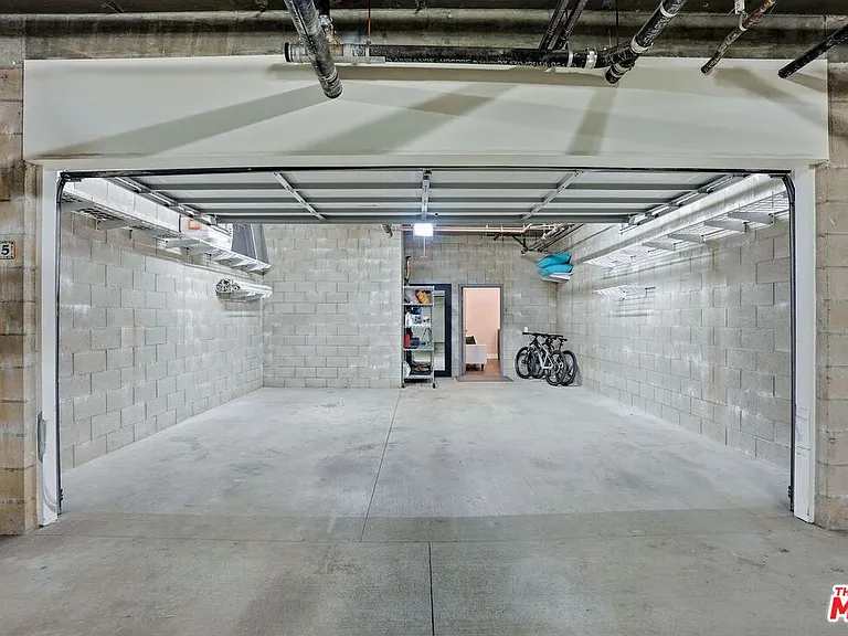 125 Pacific St #5 — Photo 25