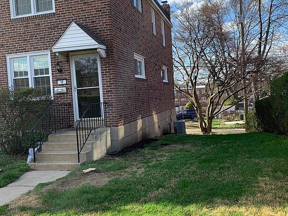 2nd image of 18 S Academy Ave