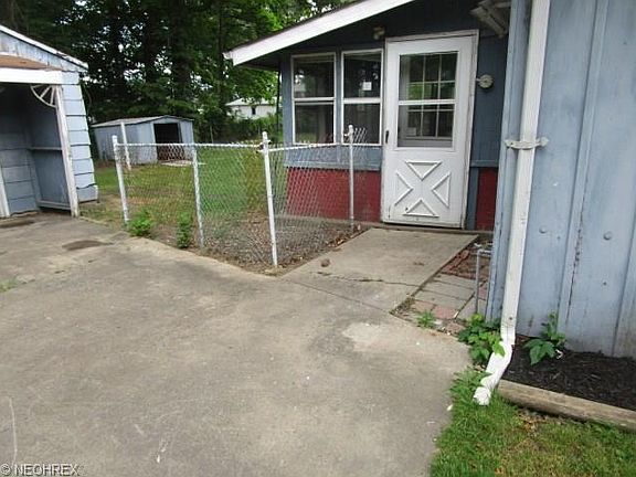 4th image of 3753 Woodward Ave