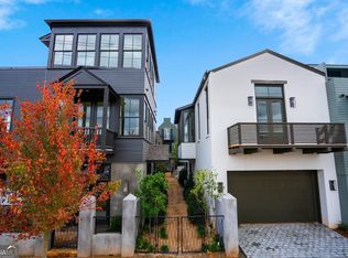 680 Hank Aaron Dr SE, Atlanta, GA 30315