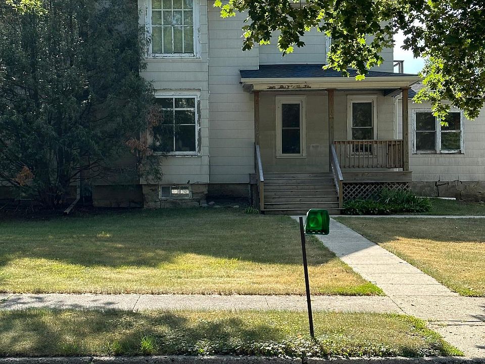 1st image of 319 E Wyoming St