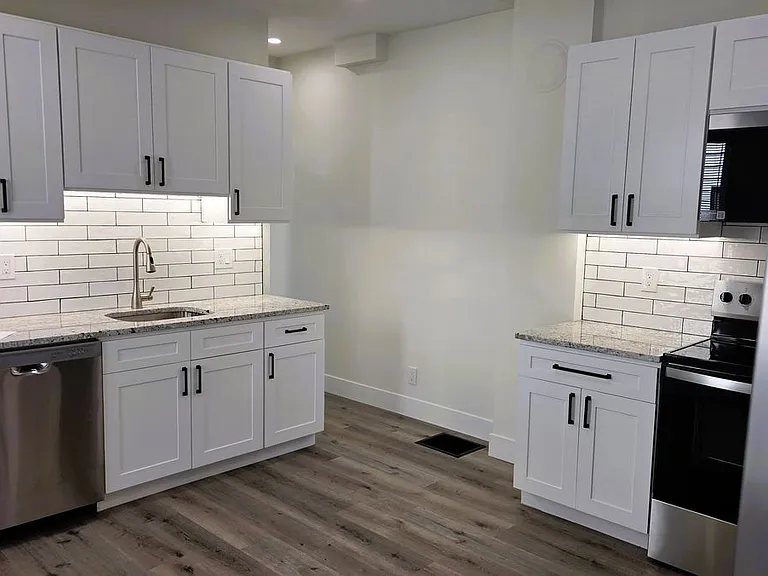 14 Meadow St #2 — Photo 3