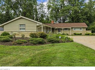 2654 Ramsay Rd, Beachwood, OH 44122