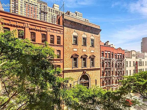 5th image of 200 E 94th St APT 126