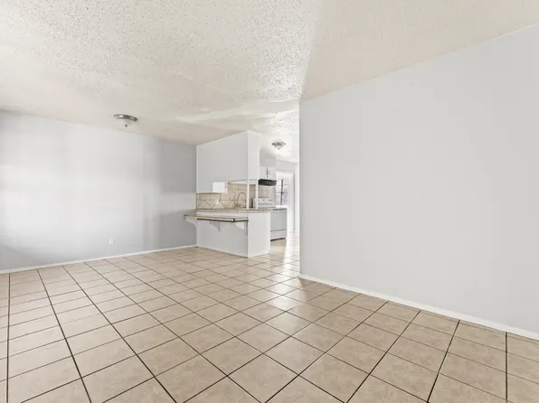 500 E Craven Ave, Waco, TX