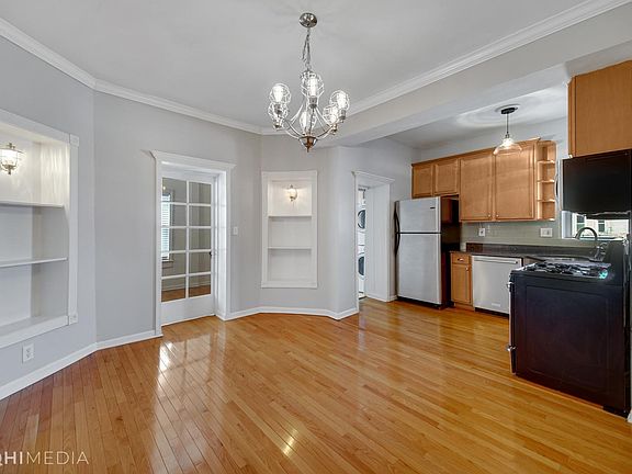 5th image of 4940 S Saint Lawrence Ave #3