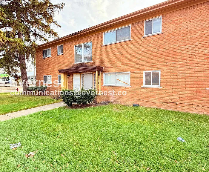 15601 Schoolcraft St #2 — Photo 1